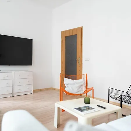 Apartamento Grosse 3 Mit Netflix In Zentraler Lage Erfurt