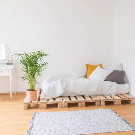 Große 3 Mit Netflix In Zentraler Lage Apartment *