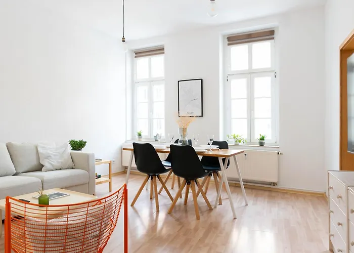 Grosse 3 Mit Netflix In Zentraler Lage Appartement *