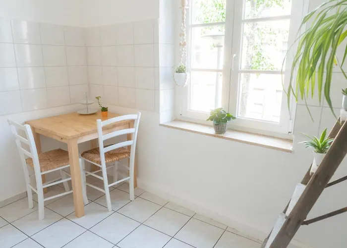 Grosse 3 Mit Netflix In Zentraler Lage *