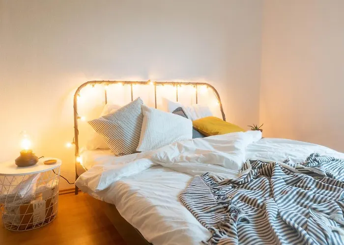 Große 3 Mit Netflix In Zentraler Lage Erfurt